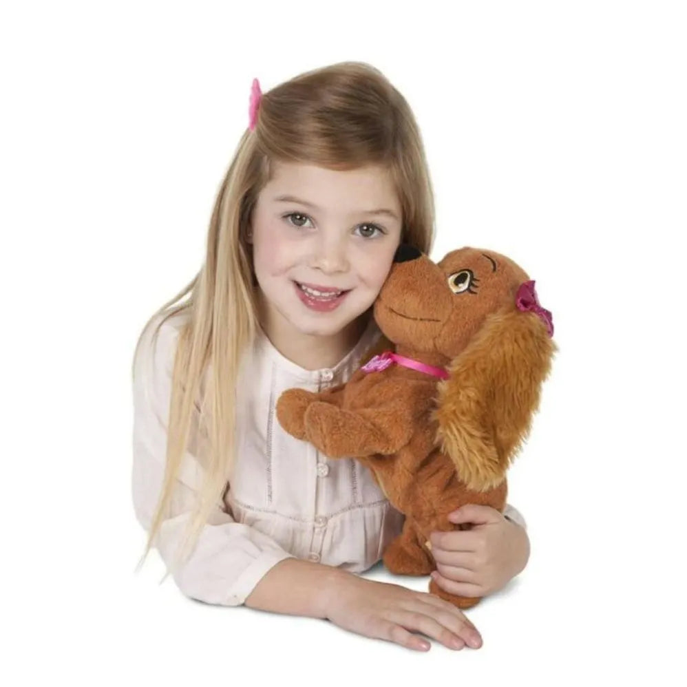 Perrita Lucy canta y baila